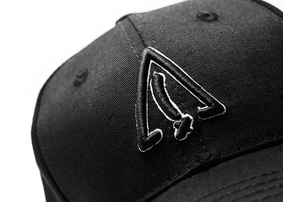 BLACK CLASSIC SANTA CACHUCHA